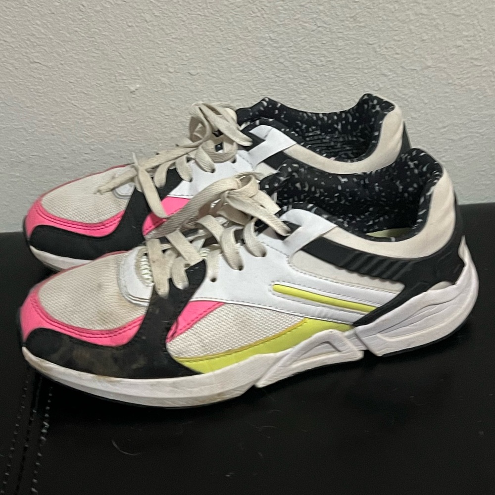 💎Fabletics Paige fashion sneakers